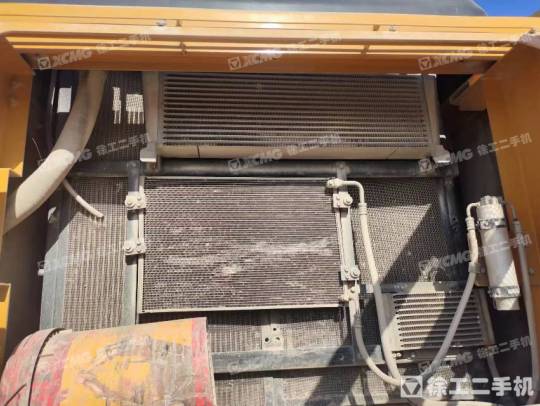 三一重工SY365履带式挖掘机