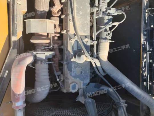 三一重工SY365履带式挖掘机