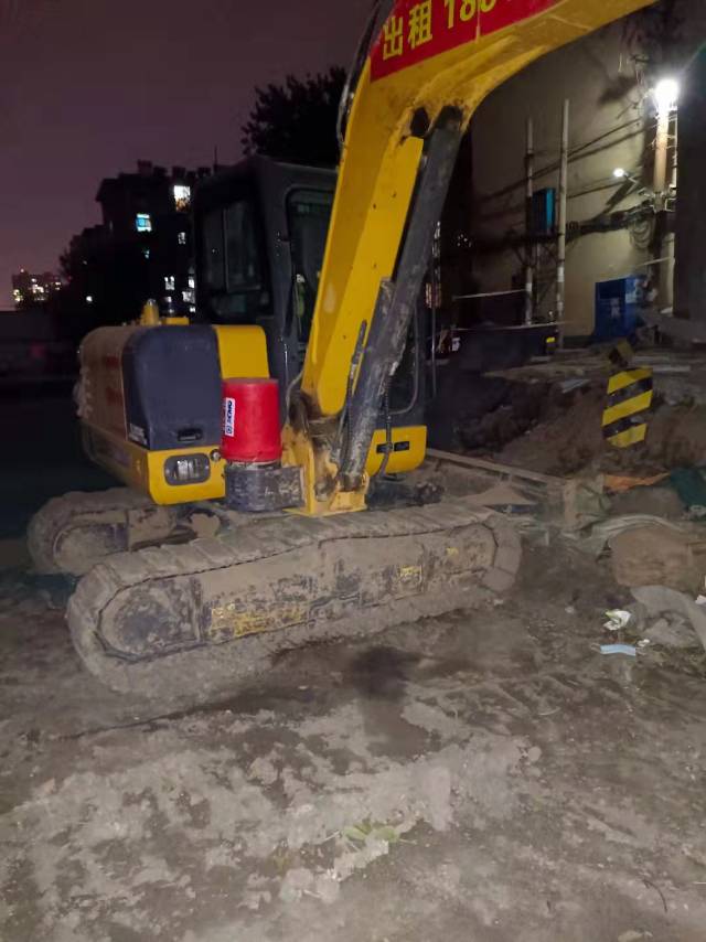 徐工XE60DA履帶式挖掘機