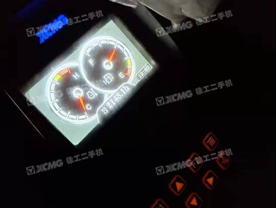 徐工XE60DA履带式挖掘机