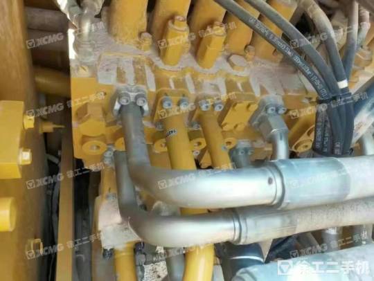 卡特彼勒320D2履带式挖掘机