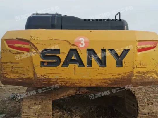 三一重工SY245履带式挖掘机