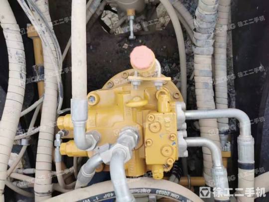 三一重工SY245履带式挖掘机