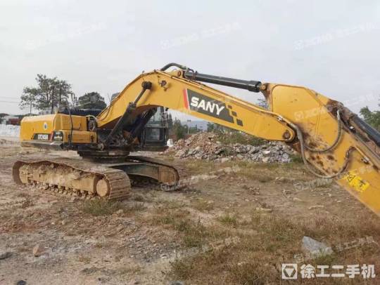 三一重工SY245履带式挖掘机