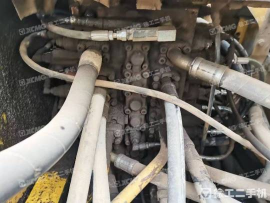 小松PC200-8履帶式挖掘機(jī)