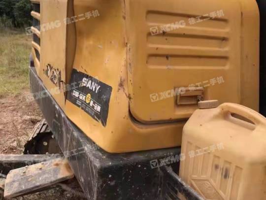 三一重工SY55履带式挖掘机