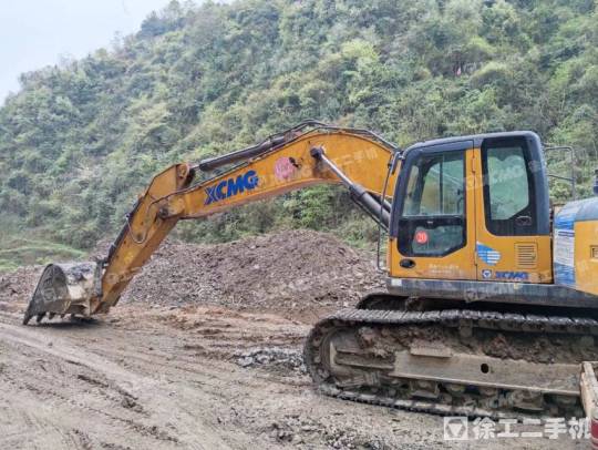 徐工XE370D履带式挖掘机