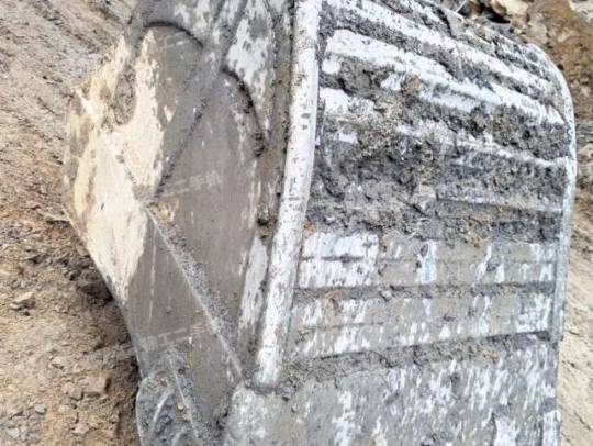 徐工XE370D履带式挖掘机