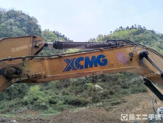 徐工XE370D履带式挖掘机