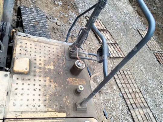 徐工XE370D履带式挖掘机