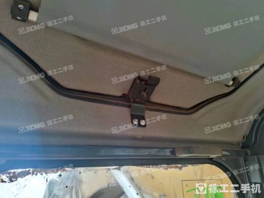 徐工XE370D履带式挖掘机