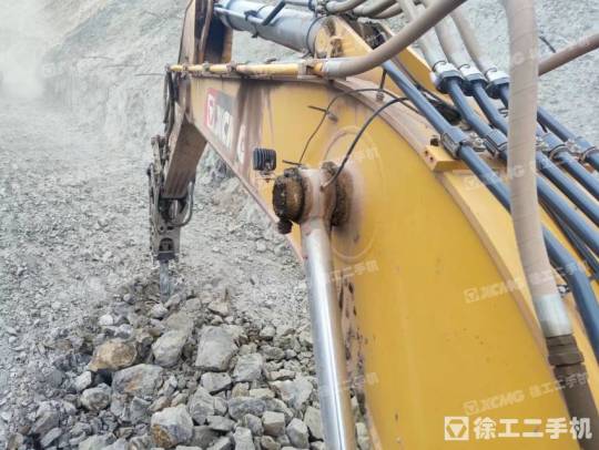 徐工XE370D履带式挖掘机