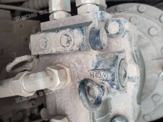 徐工XE370D履带式挖掘机