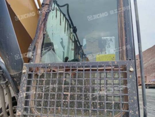 徐工XE370D履带式挖掘机