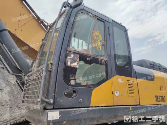 徐工XE370D履带式挖掘机