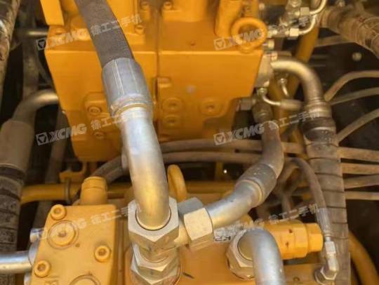 三一重工SY245履带式挖掘机