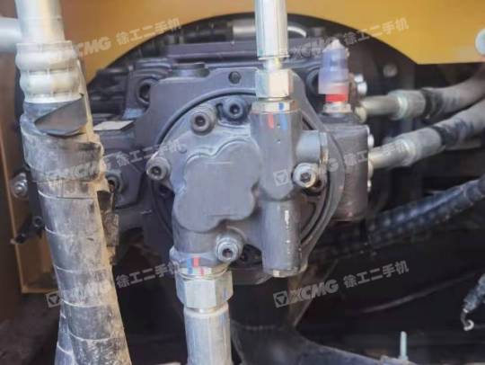 三一重工SY135履带式挖掘机