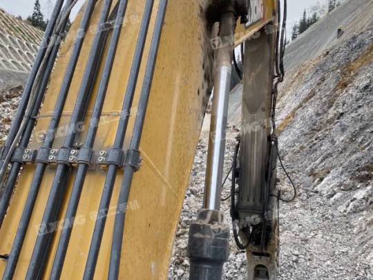 徐工XE370D履带式挖掘机