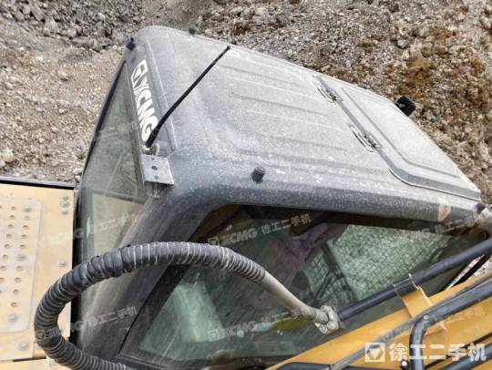 徐工XE370D履带式挖掘机