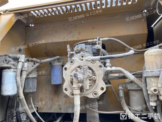 徐工XE370D履带式挖掘机