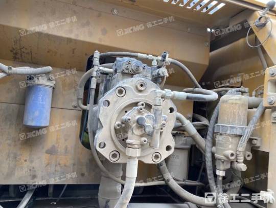 徐工XE370D履带式挖掘机