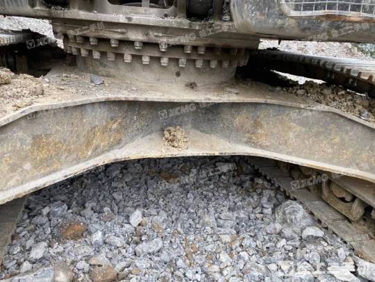 徐工XE370D履带式挖掘机