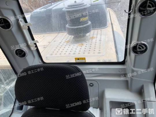 徐工XE370D履带式挖掘机