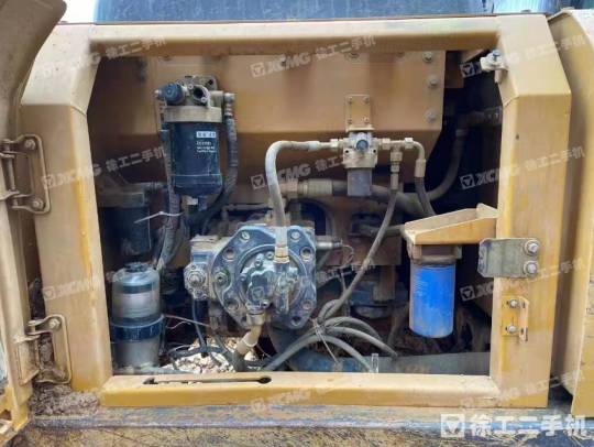 徐工XE215D履带式挖掘机