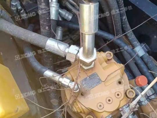 三一重工SY75履带式挖掘机