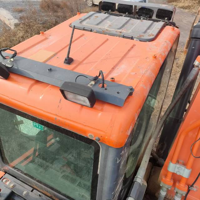 斗山DX380履帶式挖掘機