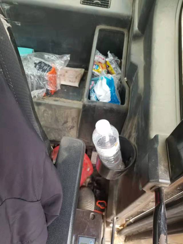 三一重工SY215履帶式挖掘機