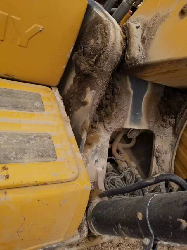 三一重工SY215履帶式挖掘機