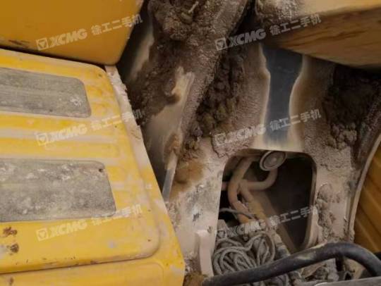 三一重工SY215履带式挖掘机