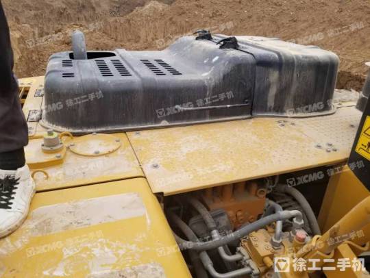 三一重工SY215履带式挖掘机