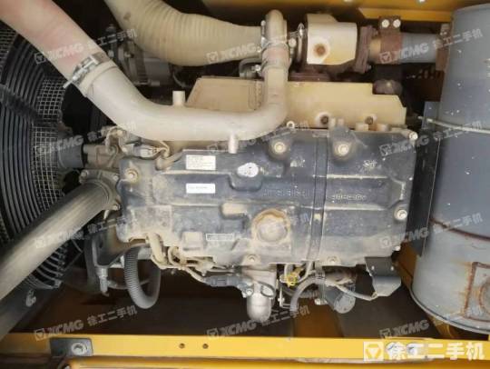 三一重工SY215履带式挖掘机