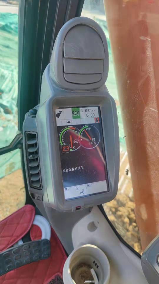 日立ZX200履帶式挖掘機