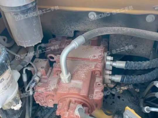 柳工CLG913履带式挖掘机