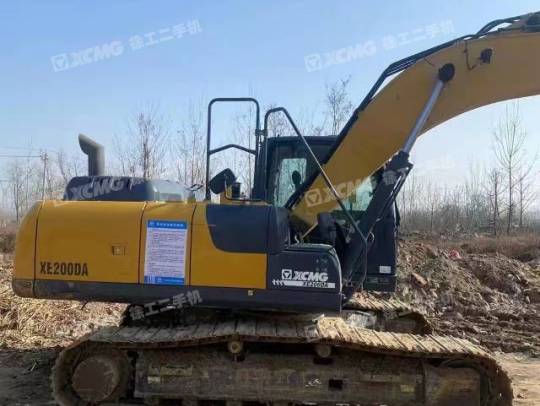 徐工XE200D履带式挖掘机