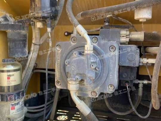 徐工XE200D履带式挖掘机