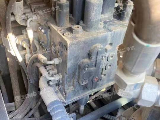 徐工XE200D履带式挖掘机