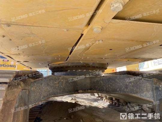 柳工CLG922履带式挖掘机