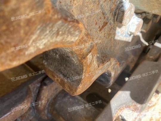 柳工CLG922履带式挖掘机