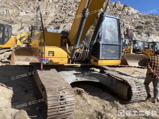 柳工CLG922履带式挖掘机