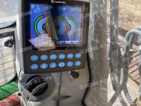 柳工CLG922履带式挖掘机