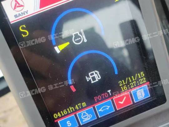 三一重工SY215履带式挖掘机