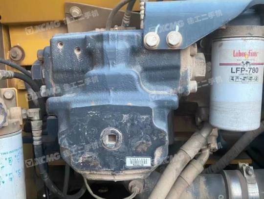 小松PC200-8履带式挖掘机