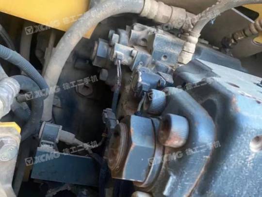 小松PC200-8履带式挖掘机