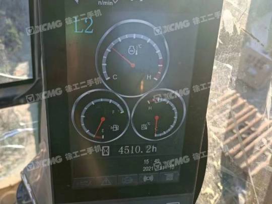 徐工XE215D履带式挖掘机