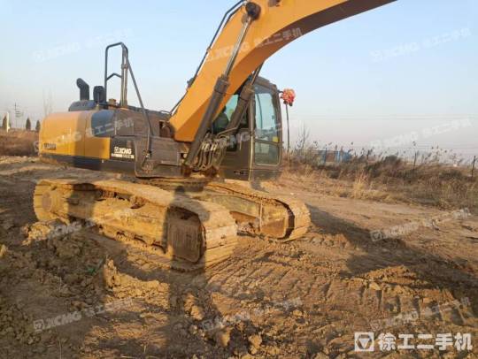 徐工XE200D履带式挖掘机