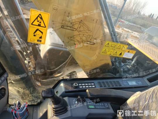 徐工XE200D履带式挖掘机